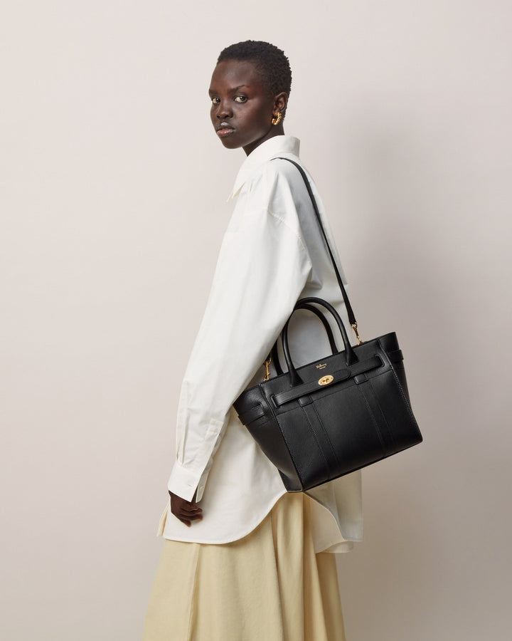 Bayswater Đen Nhỏ Có Khoá Nhỏ Hạt Cổ Điển