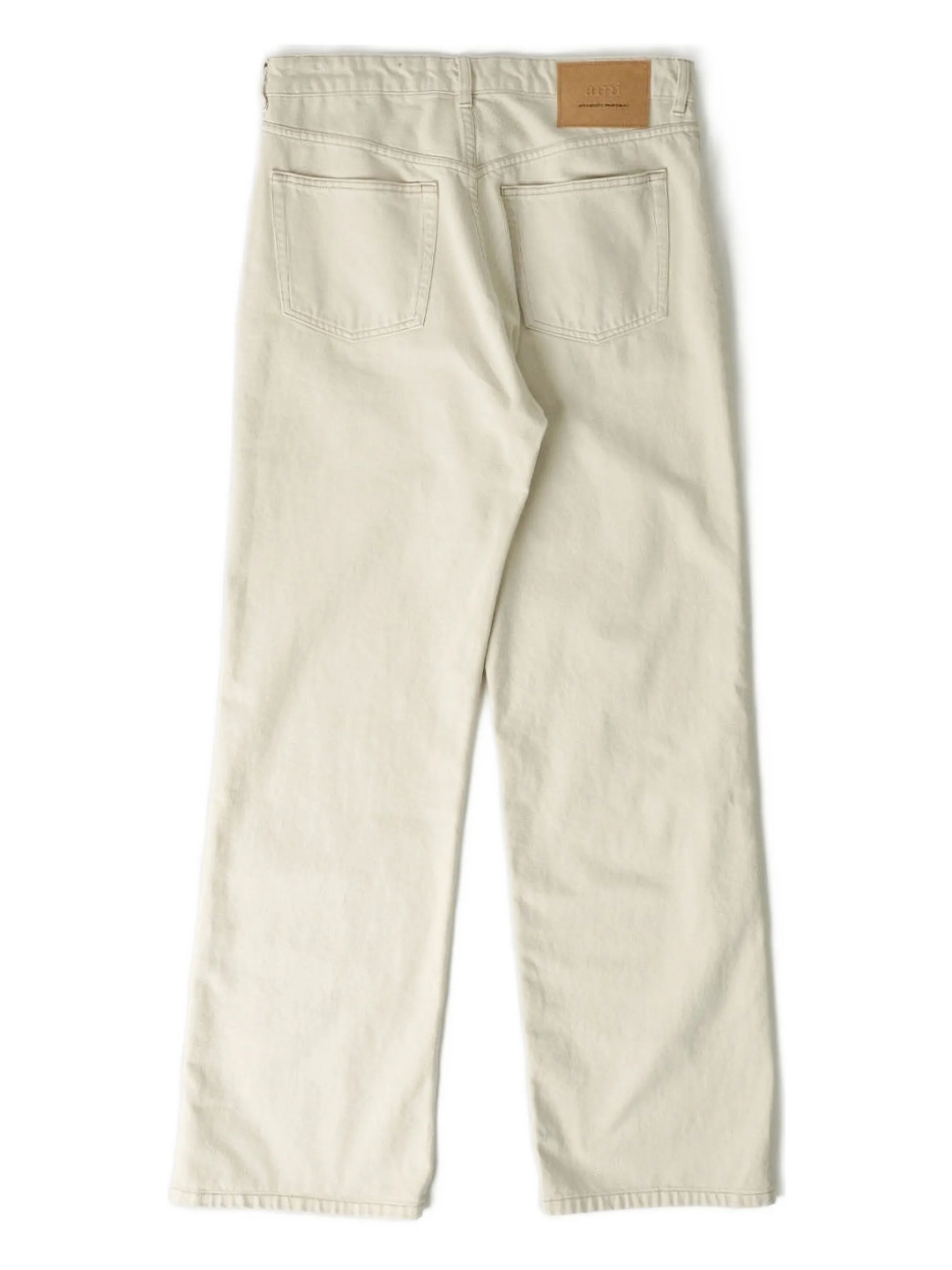 Jeans vừa vặn lớn