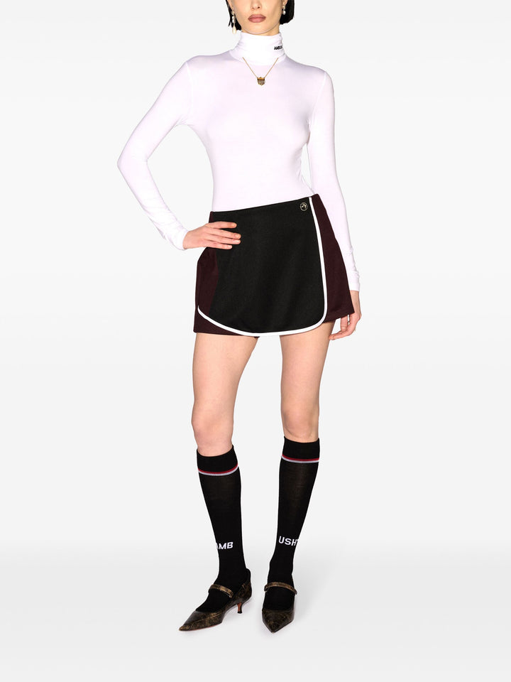 Chân váy thể thao xếp ly phía sau