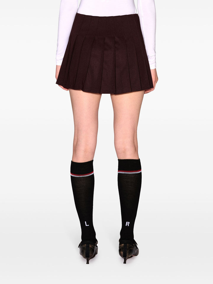 Chân váy thể thao xếp ly phía sau