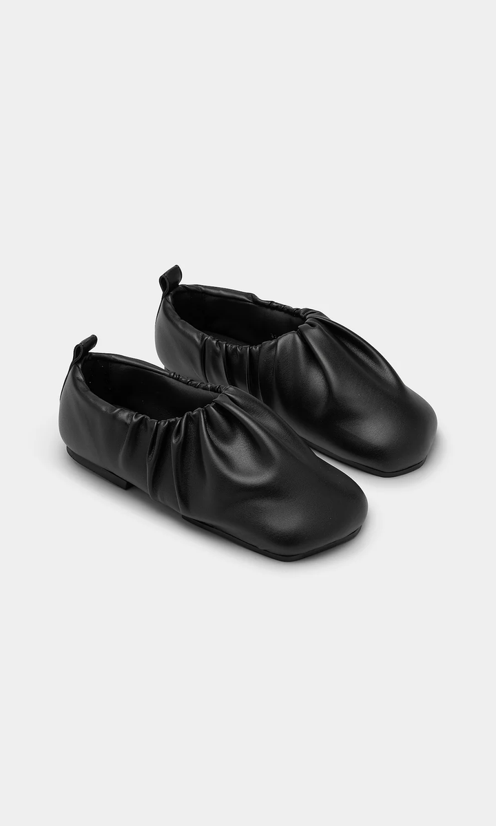 Giày bệt chống nhăn