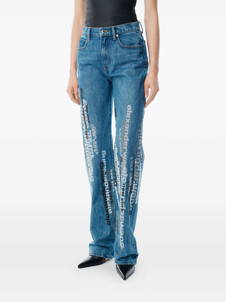 EZ Jean với logo dọc