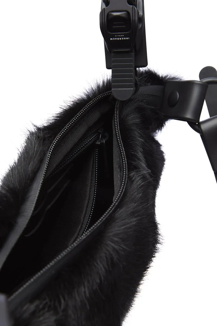 حقيبة كتف متقاطعة