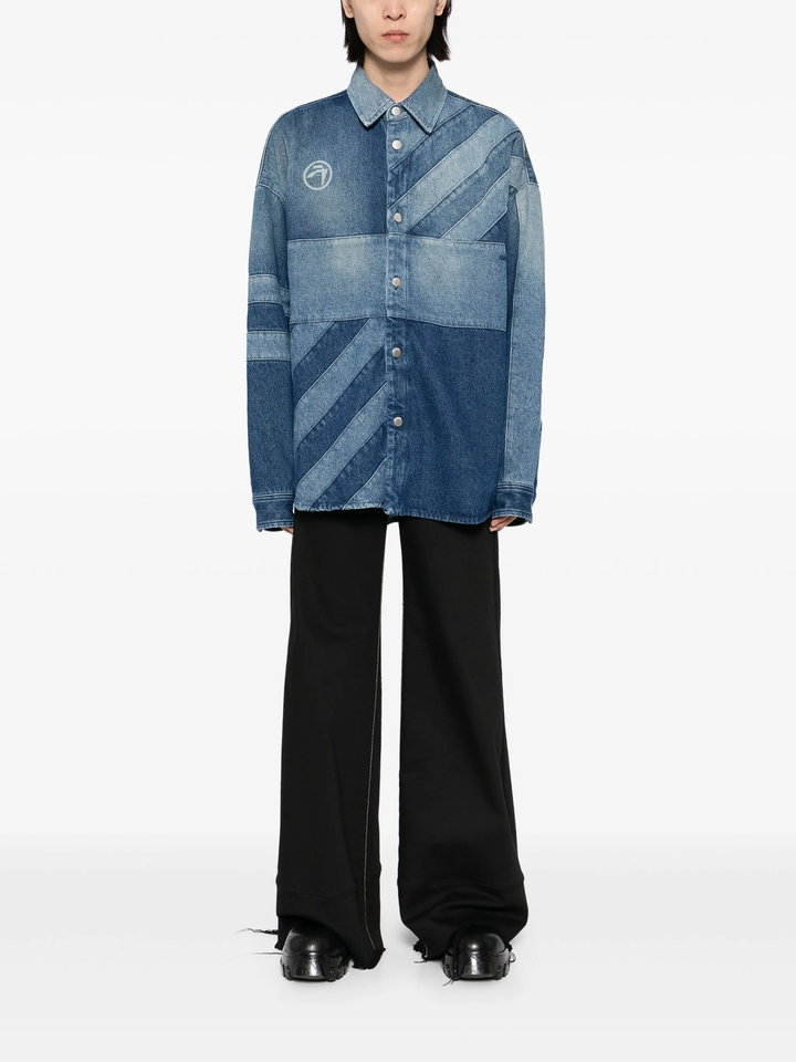 Áo sơ mi denim phối họa tiết