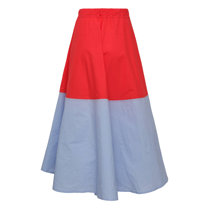 Váy phối màu với thắt lưng co giãn