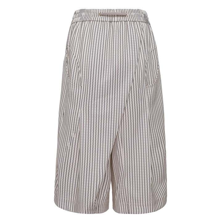 Quần shorts bóng rổ Reid xếp ly