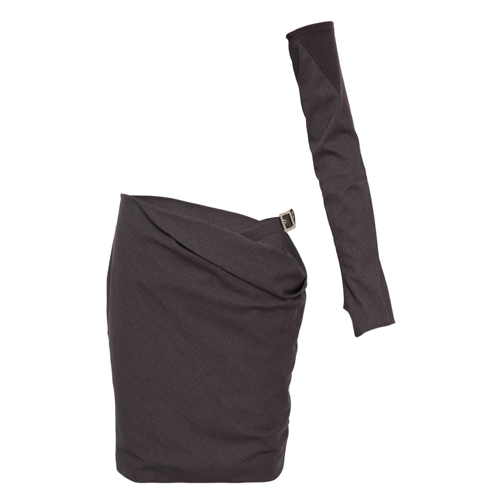 Chân váy bất đối xứng kiểu slouch