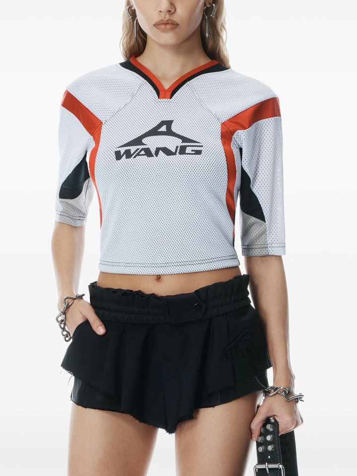 Áo thun có logo đồ họa