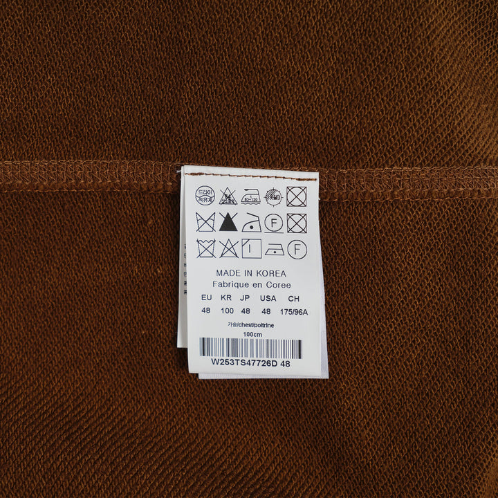 Áo hoodie Wooyoungmi có khóa kéo ở lưng