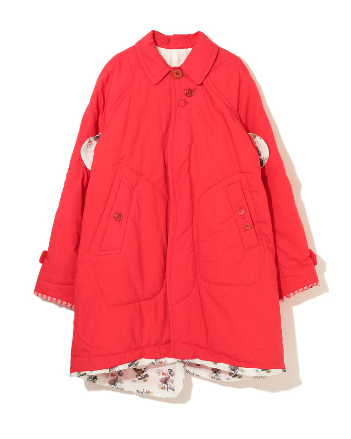 Áo khoác với lớp lót in họa tiết