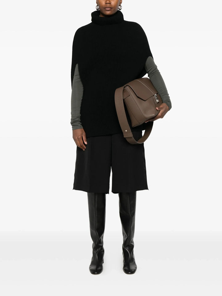 Quần lụa mềm mại