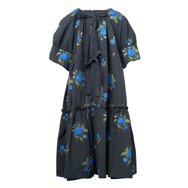 Váy dài thêu hoa hồng đen