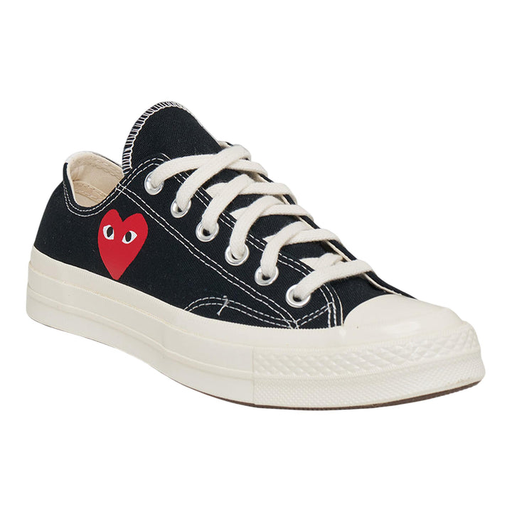 Club21 - COMME des GARCONS PLAY CONVERSE - Small Red Heart Low Top - SNEAKERS - Black
