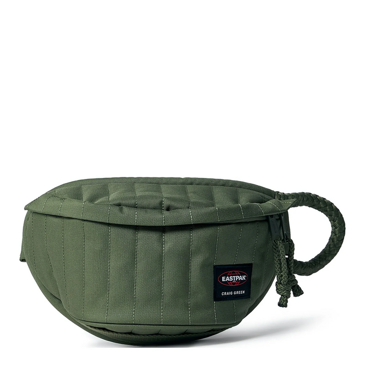 Eastpak X Túi đeo hông chần bông