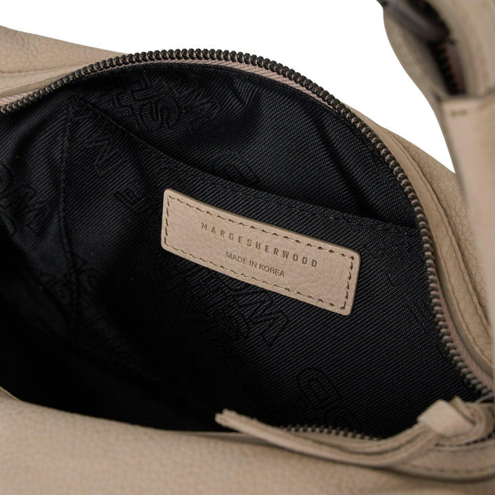 Club21 - MARGESHERWOOD - City Hobo Ew Mini - SHOULDER BAGS - Nude