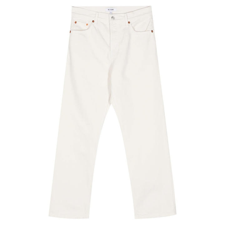 Quần jeans cắt ngắn thẳng dễ dàng