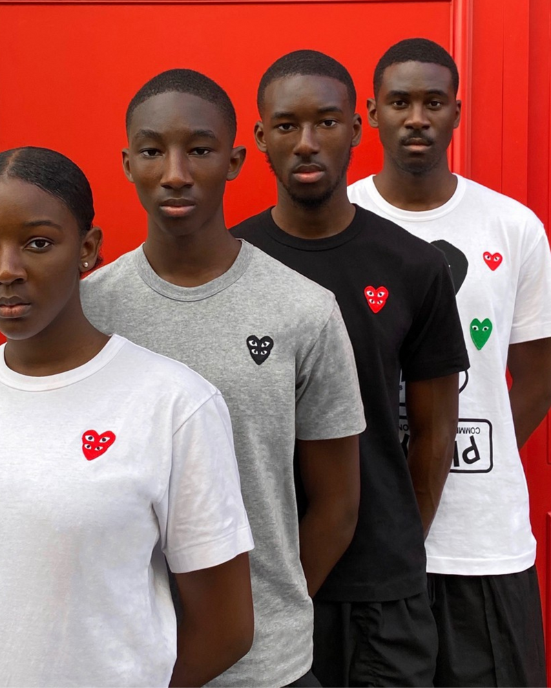 Commes des garcons play tee hotsell