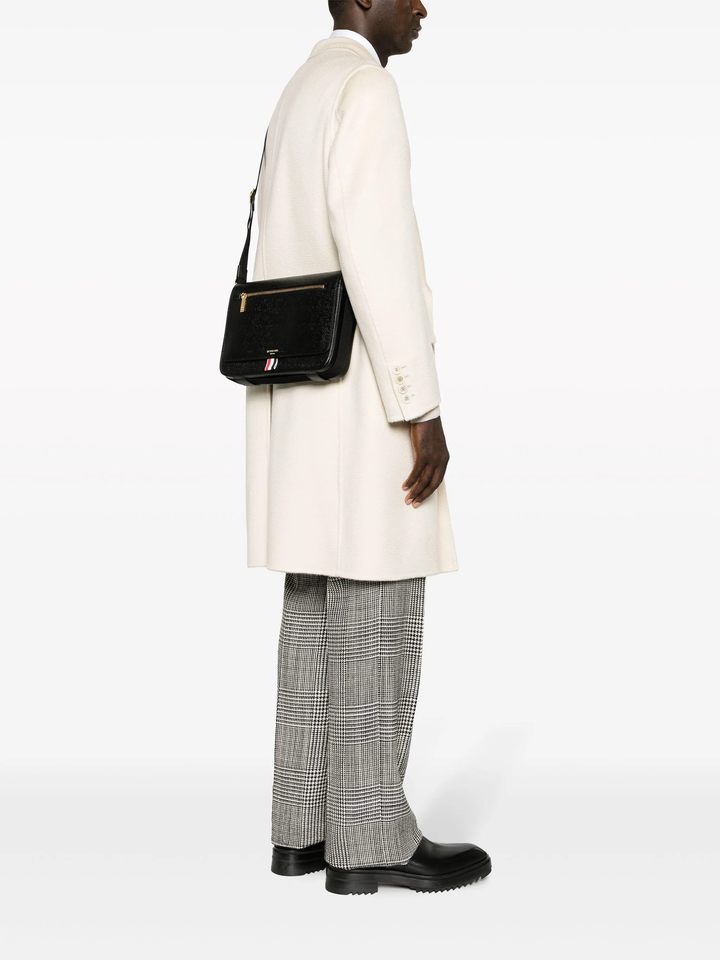 Pebble Grain Reporter Bag Men
