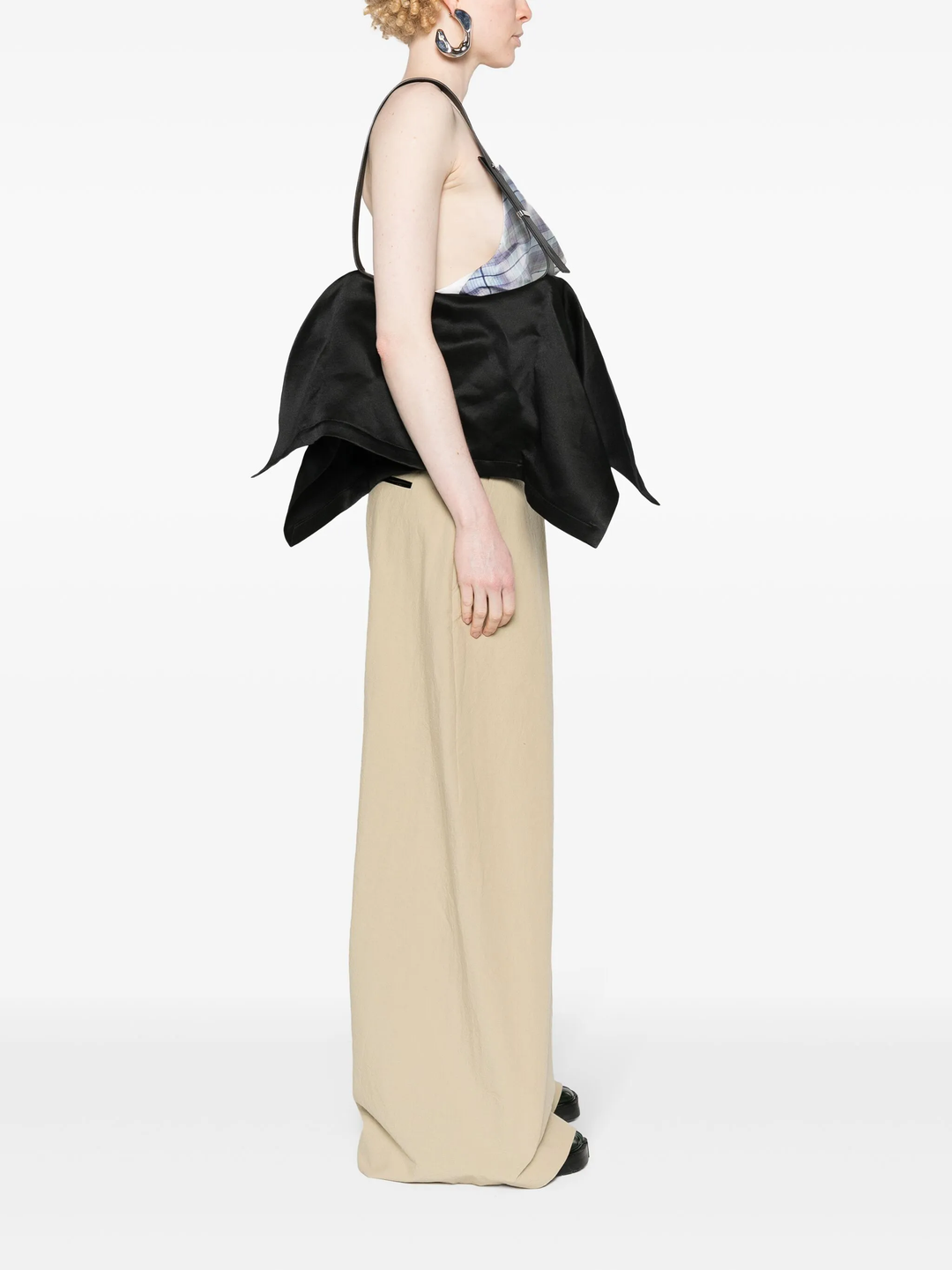 Enveloping Square Bag