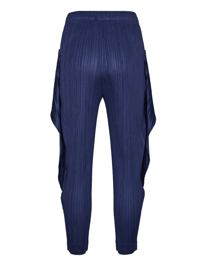 Random Pleats Thicker Bottom