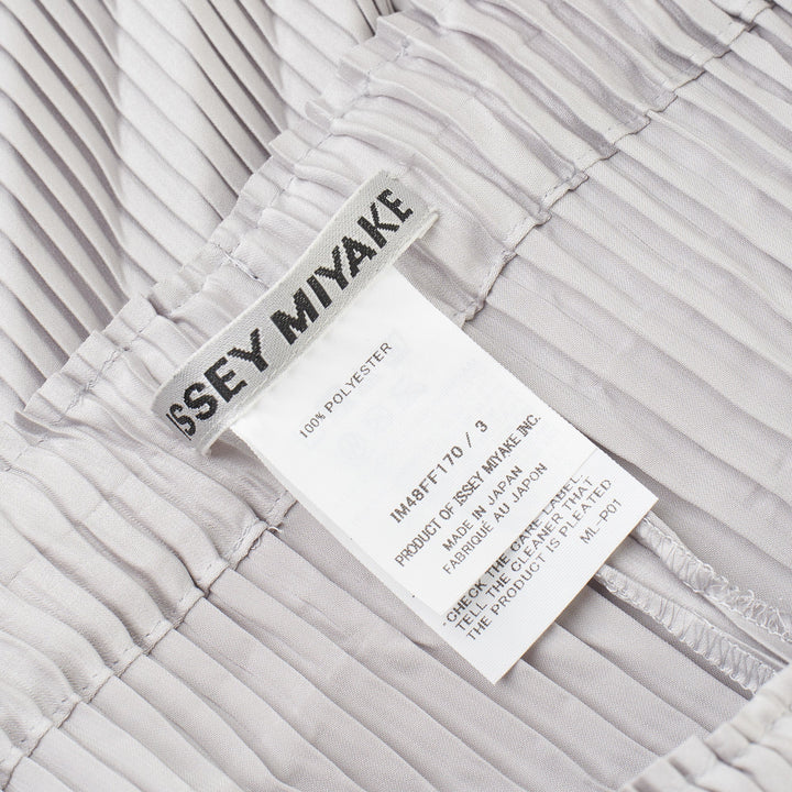 Nuance Pleats Solid Pants