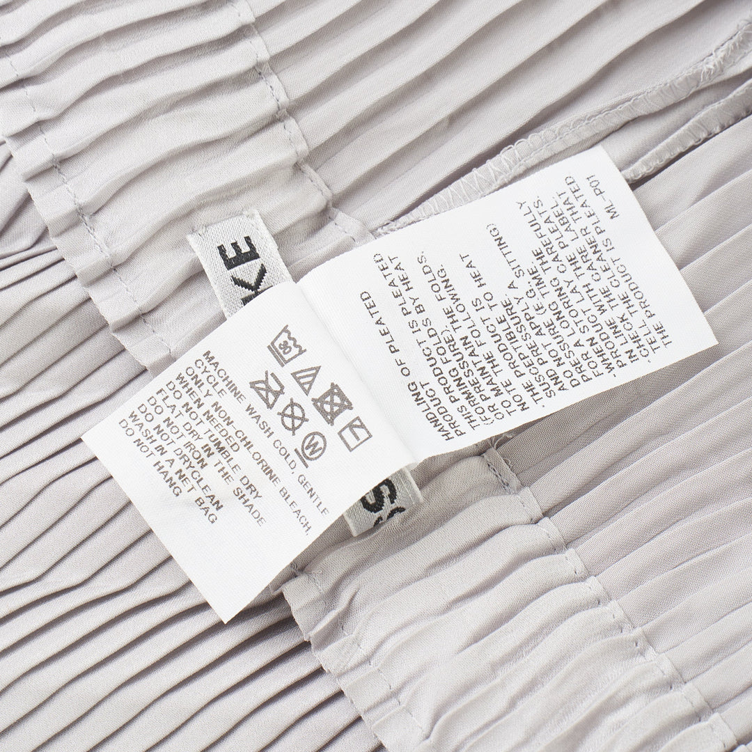 Nuance Pleats Solid Pants
