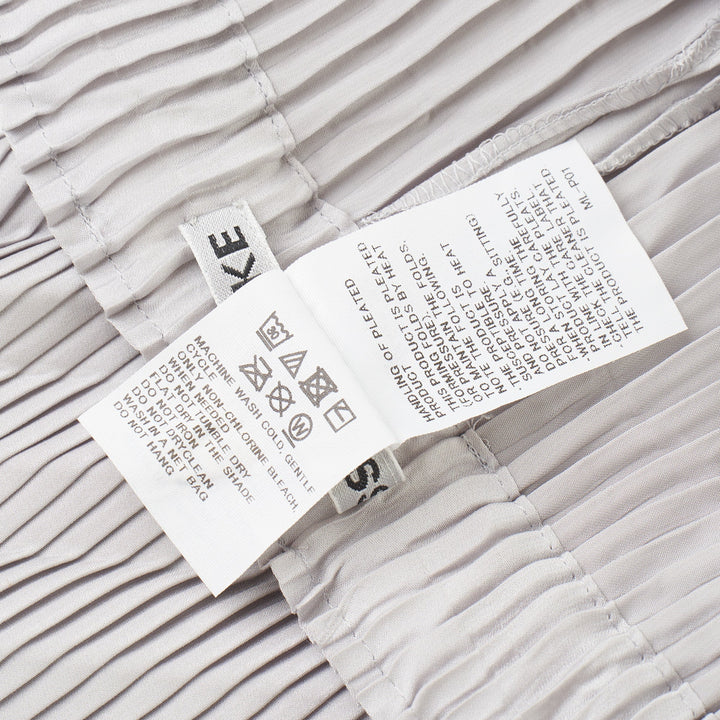 Nuance Pleats Solid Pants