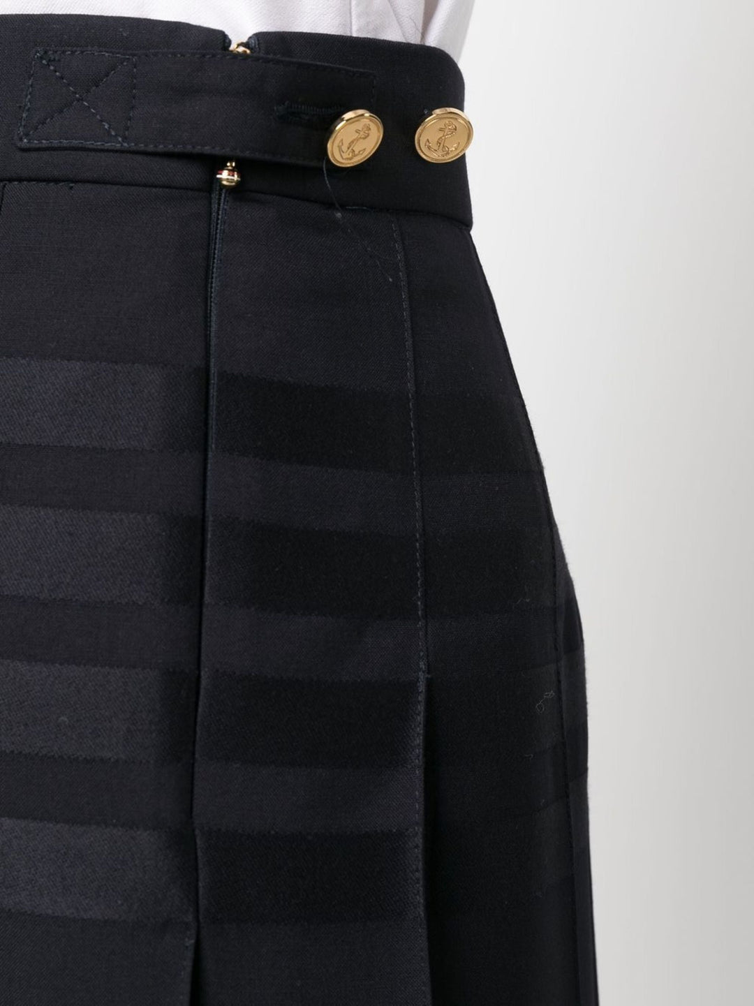 Below Knee Dropped Back Pleated Skirt