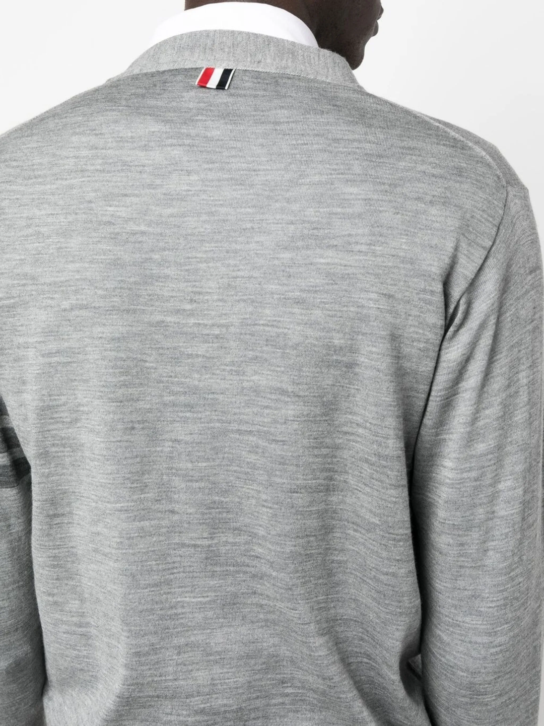 كارديغان رجالي من الصوف بتصميم V-Neck بأربعة خطوط