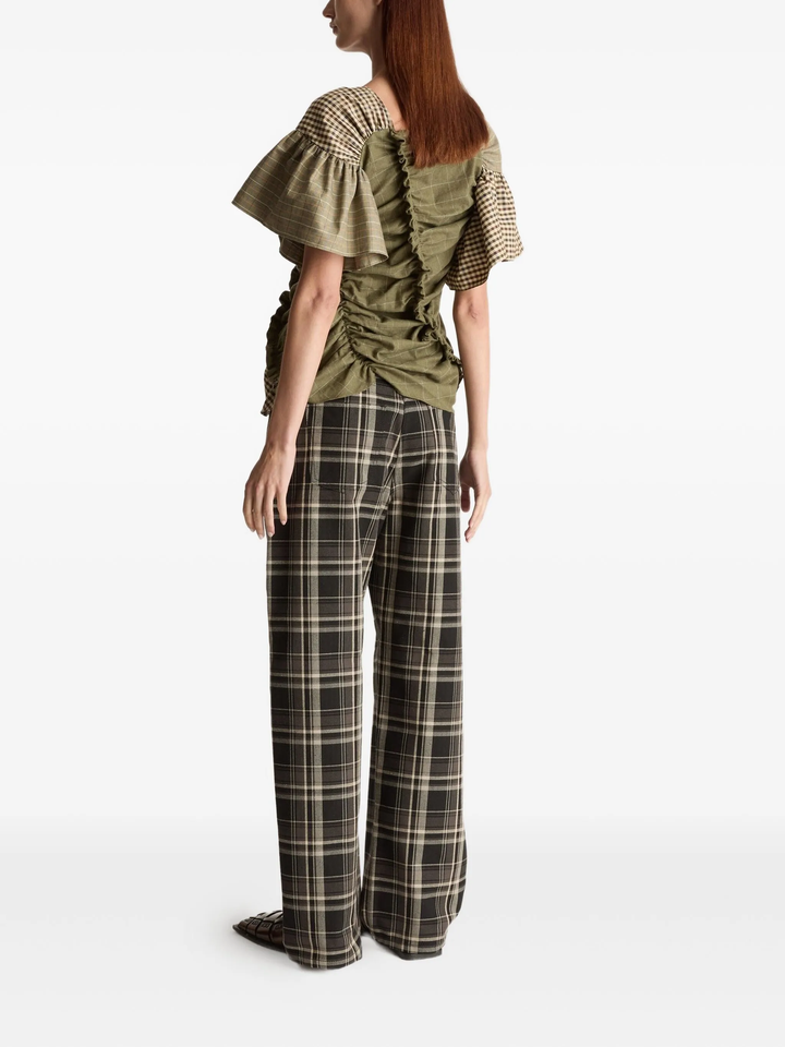 ベティブラウス