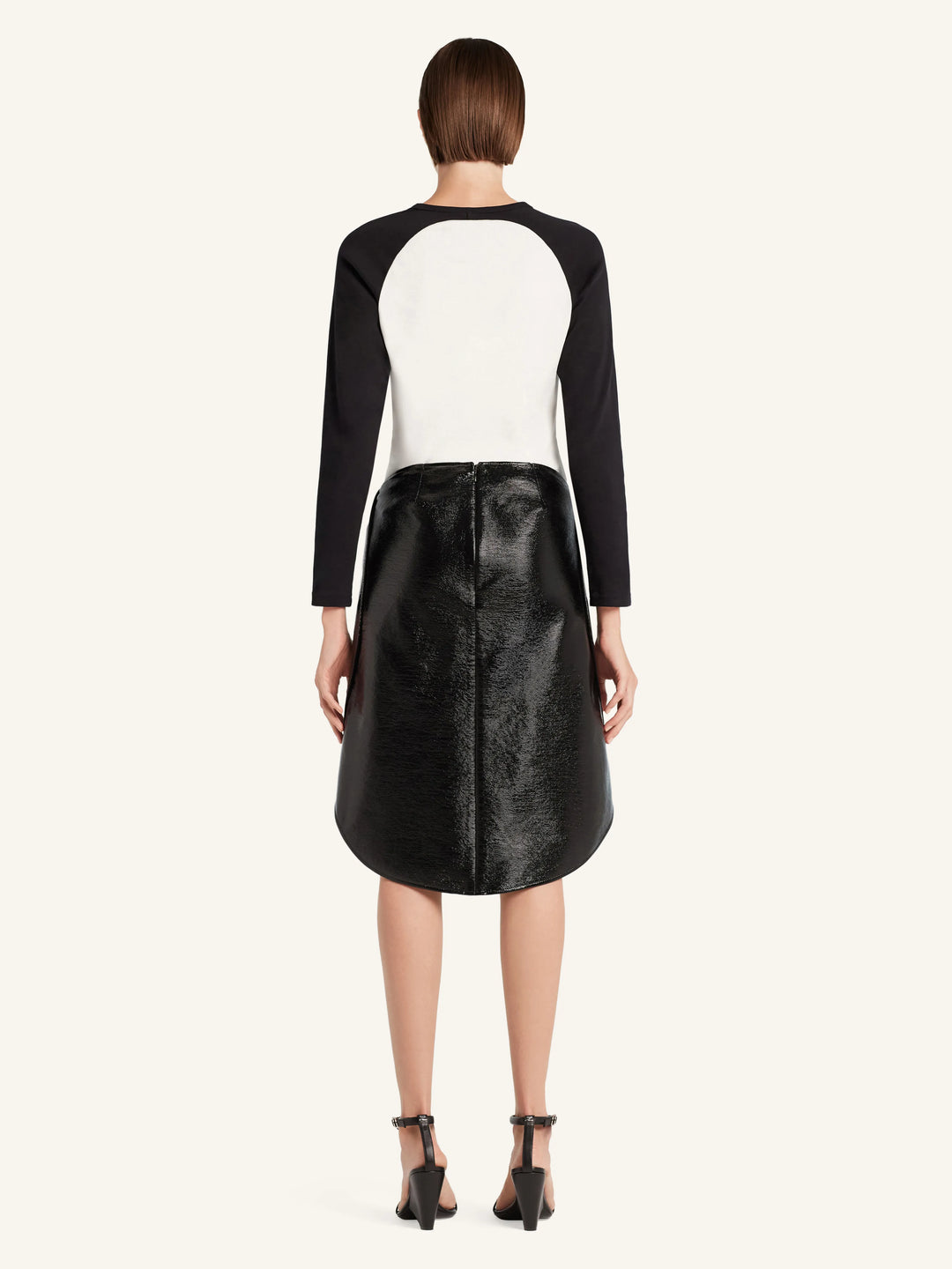 Circle Contrast Long Sleeve T-Shirt