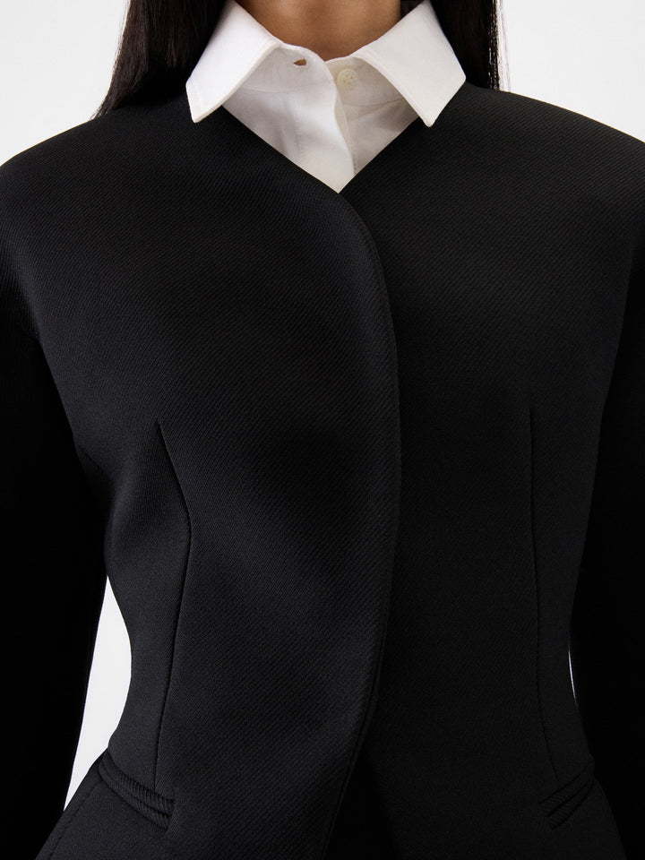 La Petite Veste Ovalo