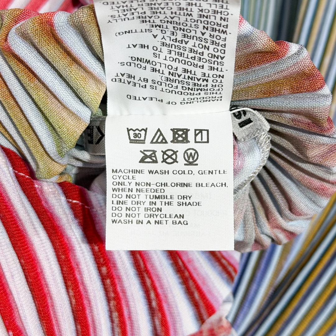 Obscure Pleats Dress