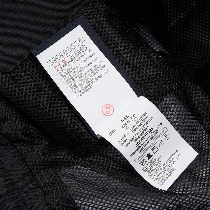 Juun.J Comfort Windstopper Wide-Leg Shorts – Available at Club 21, Official Retailer in Singapore, Malaysia & Thailand with Global Shipping Online
