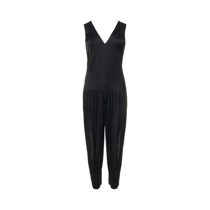 Fluffy Basics Pleated Jumpsuit