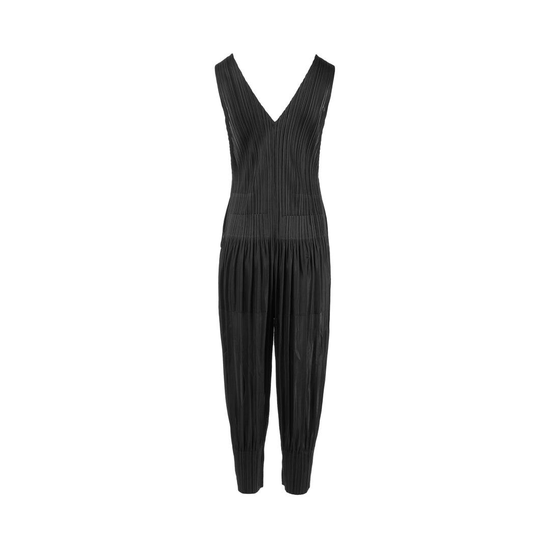 Fluffy Basics Pleated Jumpsuit