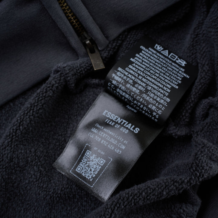 90s Zip-Up Hoodie