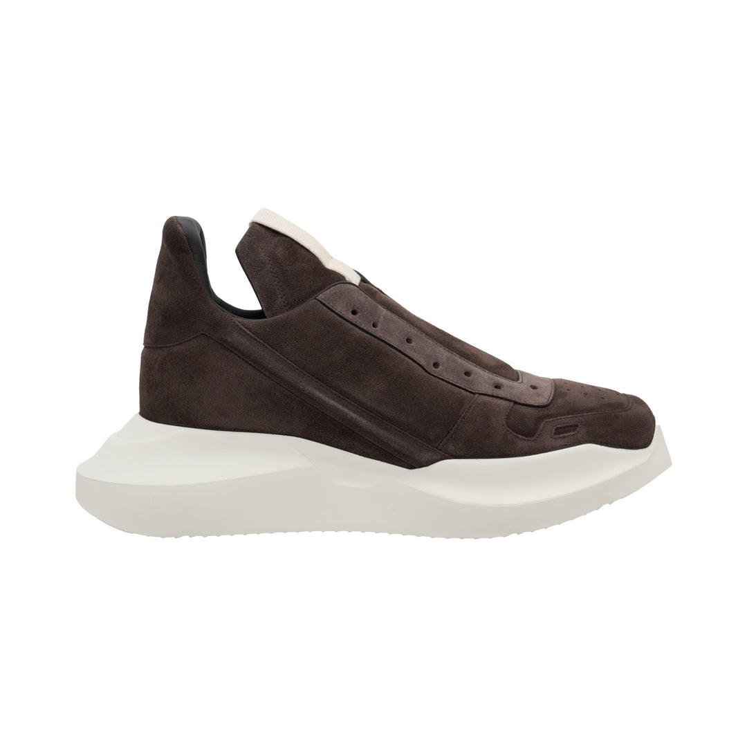 Geth Runner Suede Sneakers