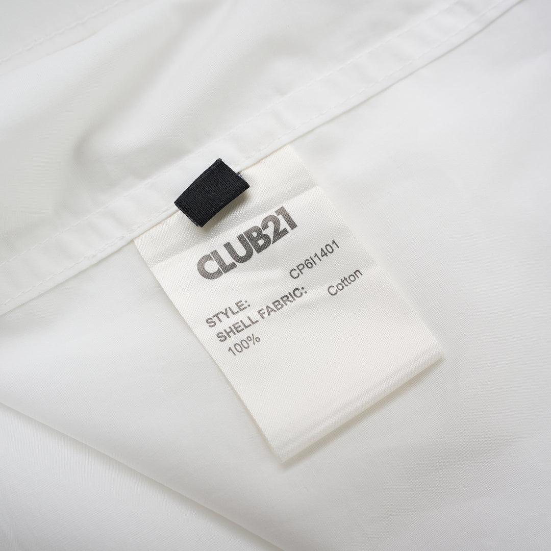 White structured cotton tuxedo shirt with pintucked bib front, pointed collar, concealed placket and long buttoned-cuff sleeves - view 4