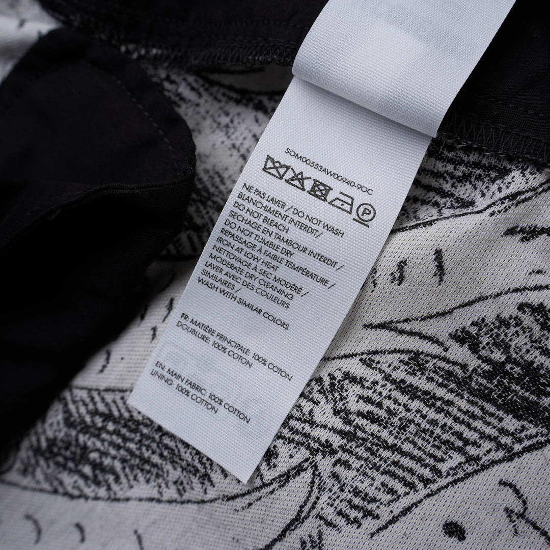 Jacquemus Le Short Pyjama shorts in a black and white chalk-drawn fish print with an elasticated waist and two-button front - view 3
