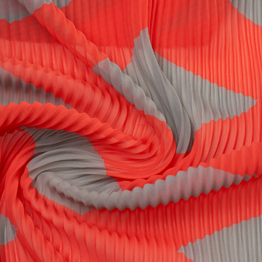Reiteration Pleats Stole