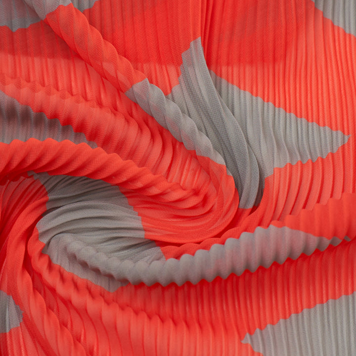 Reiteration Pleats Stole