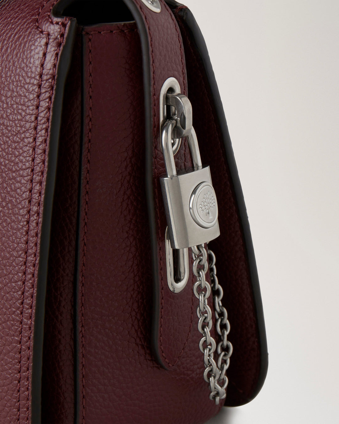 بيلي بلاك تشيري صغير كلاسيك غرين