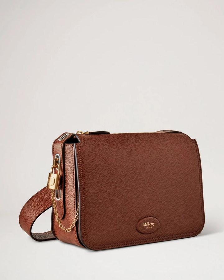 Billie Small Classic Grain