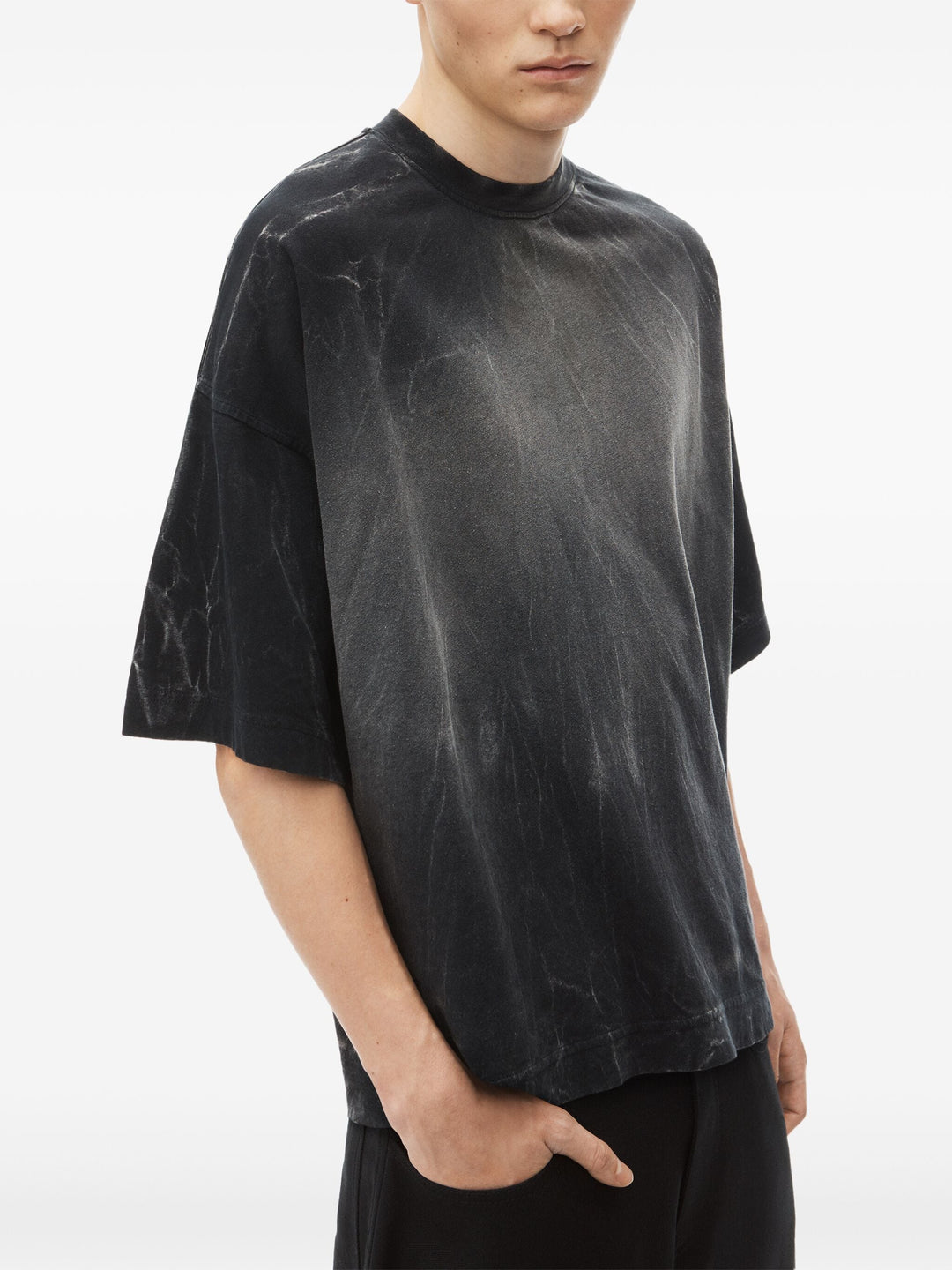 Oversized Tee Featuring Artisan