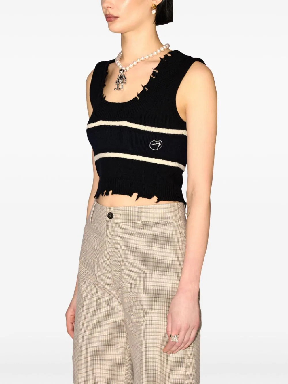 Áo thun cổ tròn rib rách