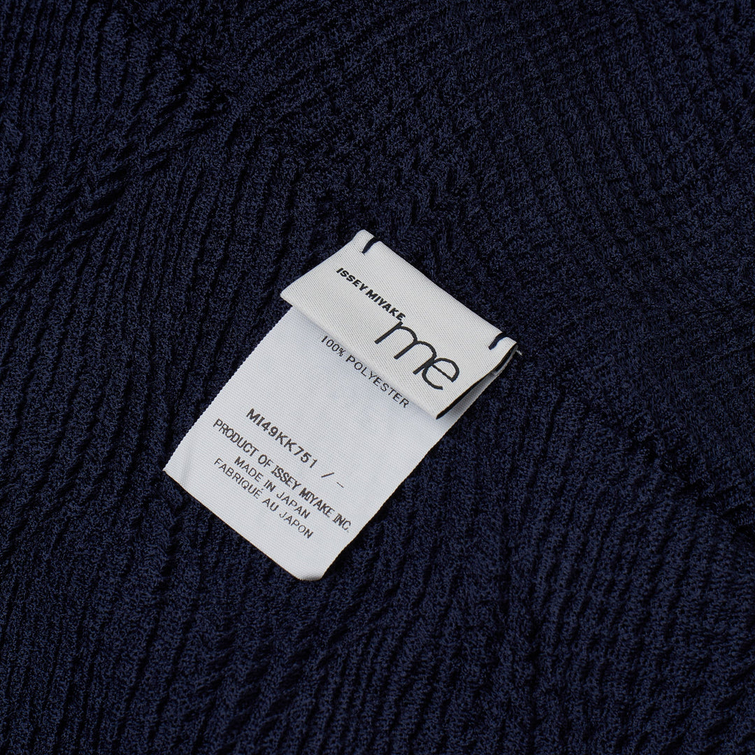 Wave Knit Stretch Pleats Top