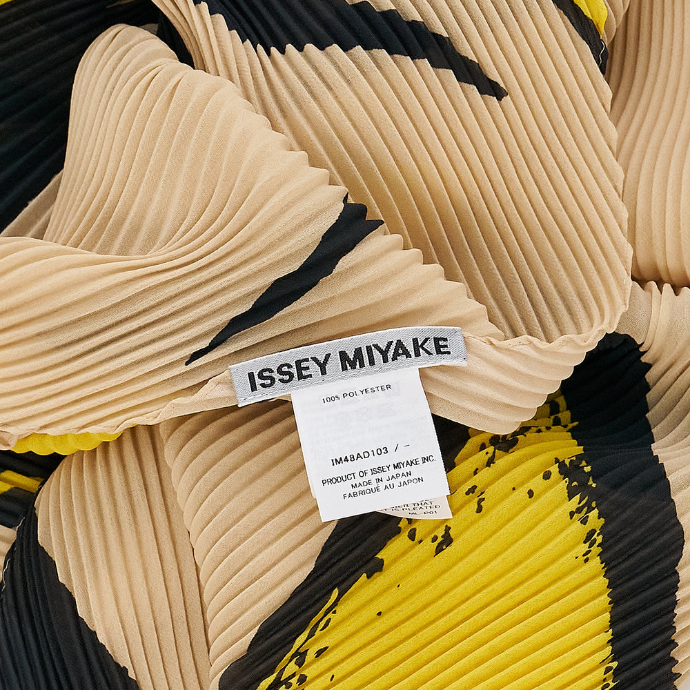 ISSEY MIYAKE Vigor Pleats Stole Scarves - view 2
