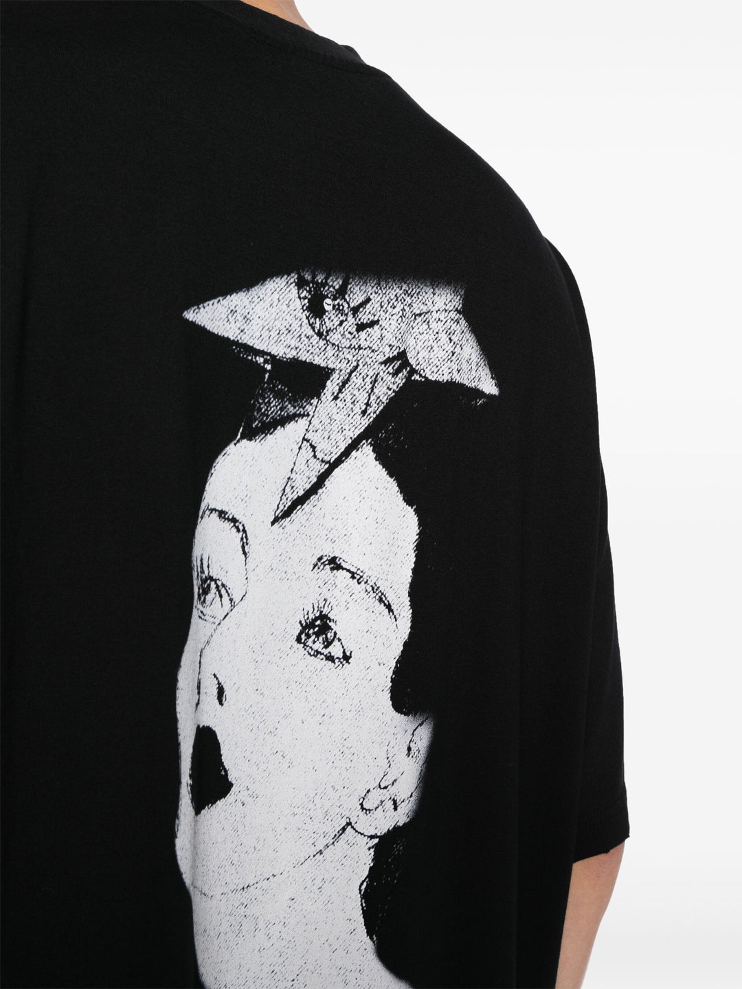 Black Princess Print Damaged Tee