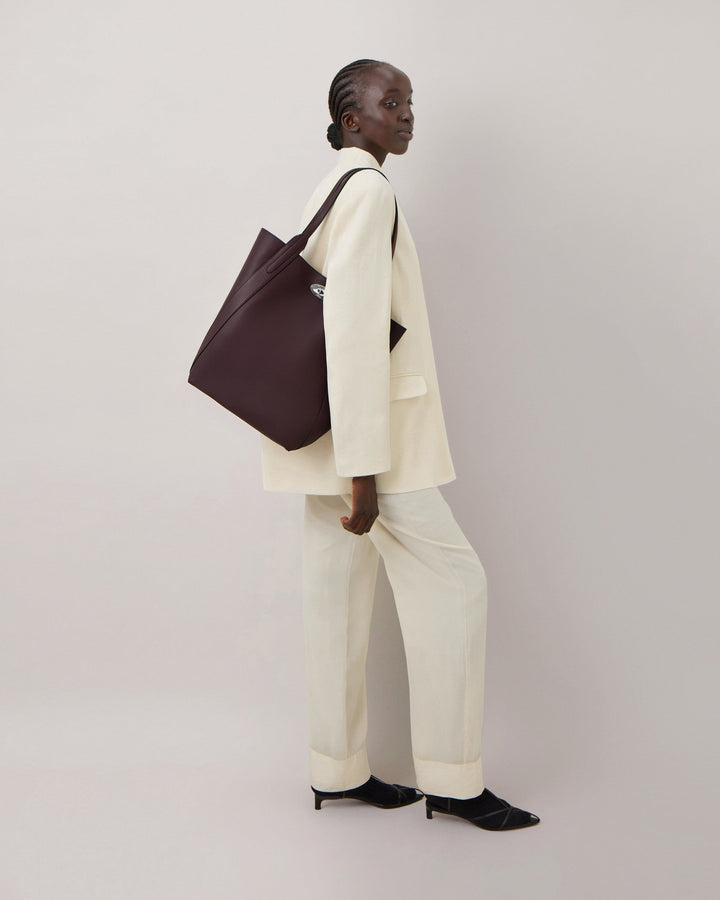 North South Bayswater Tote Black Cherry Heavy Grain